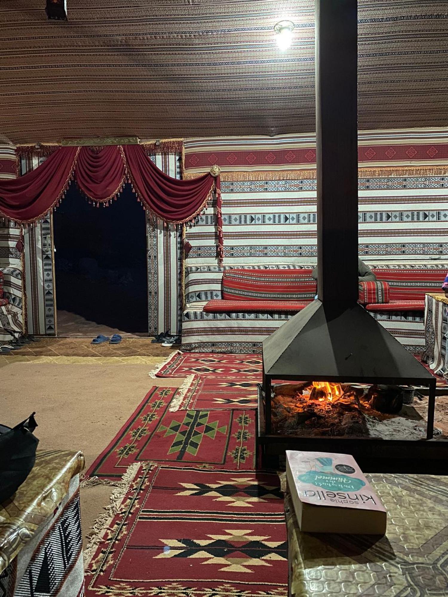 Omar Ghazi Camp Wadi Rum Exterior foto